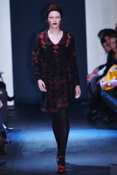 Look 37